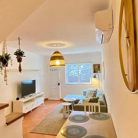 Portugal Secret 2 By Coral - Townhouse Rooftop Holiday home Portimao